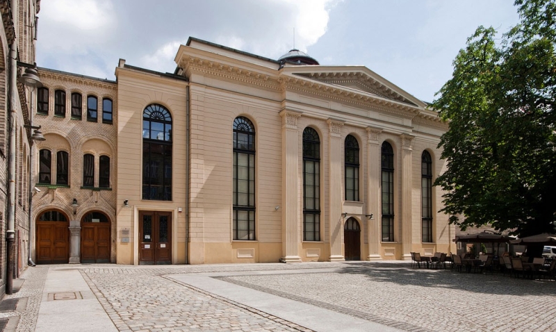 SynagogaPodBialymBocianem