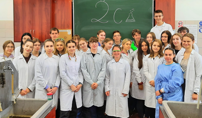 2c kolorowe metale Pwr2022